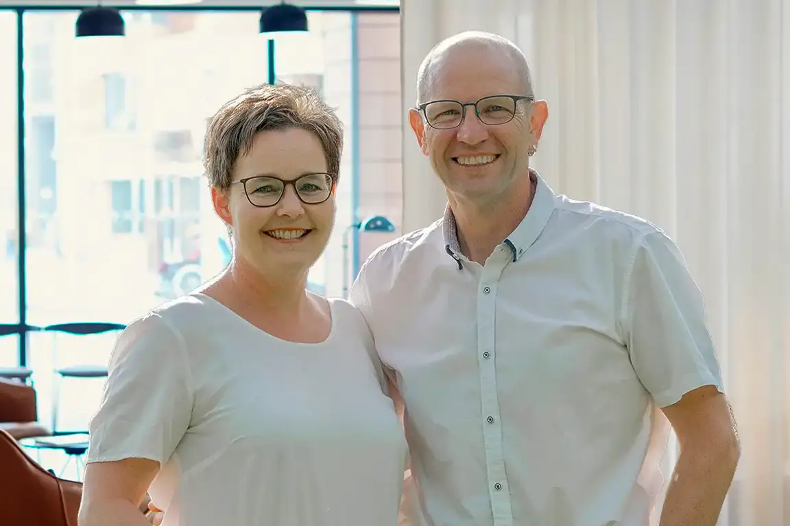 Renate und Marcel Schmid von der Vorhangwerkstatt